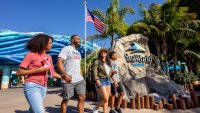 Veterans and their families can get free one-day SeaWorld tickets for a limited time