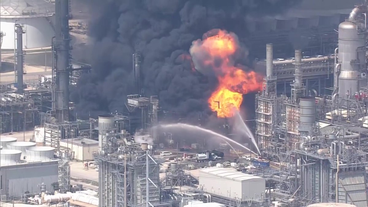 Large Fire at Texas Chemical Plant – NBC 7 San Diego - Vimarsana News