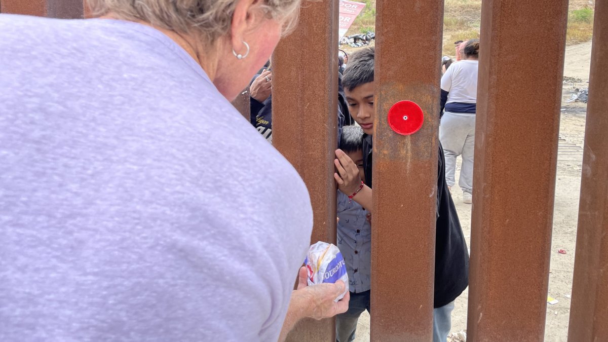 here-s-what-s-happening-near-san-diego-border-as-title-42-ends-nbc-7