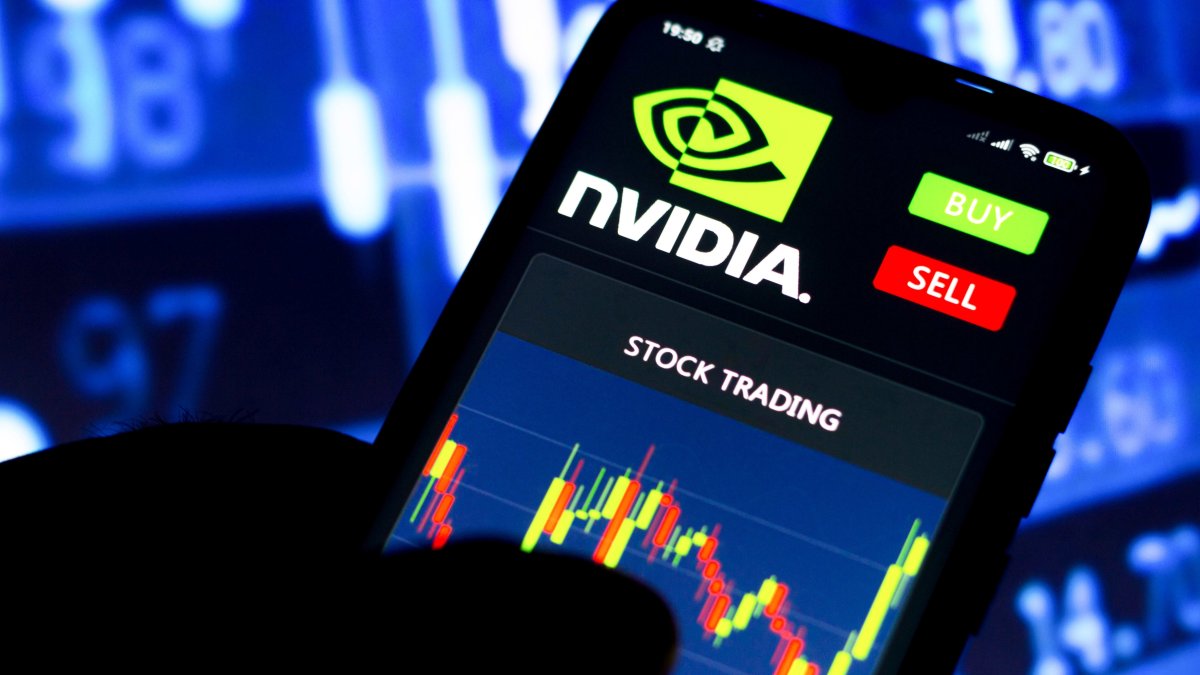 Nvidia Is Up 163% This Year and Worth Nearly $1 Trillion—Here's What to Know Before Investing - Vimarsana News