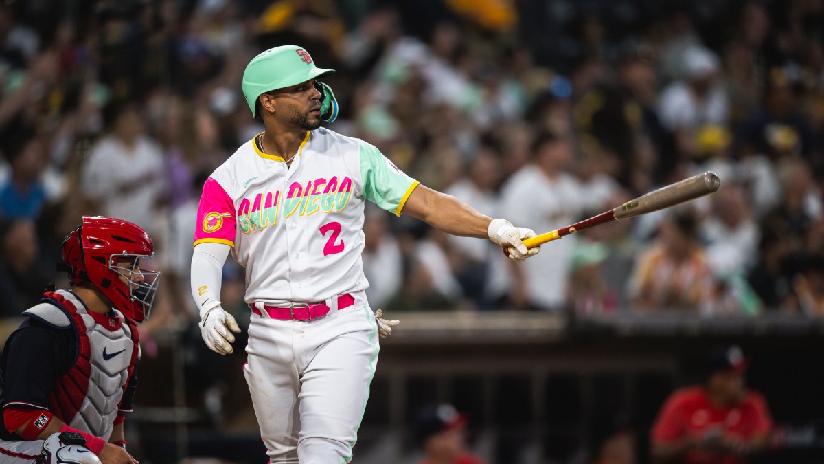 Xander Bogaerts homers for second straight day to help the Padres win again  at packed Petco Park - The Boston Globe