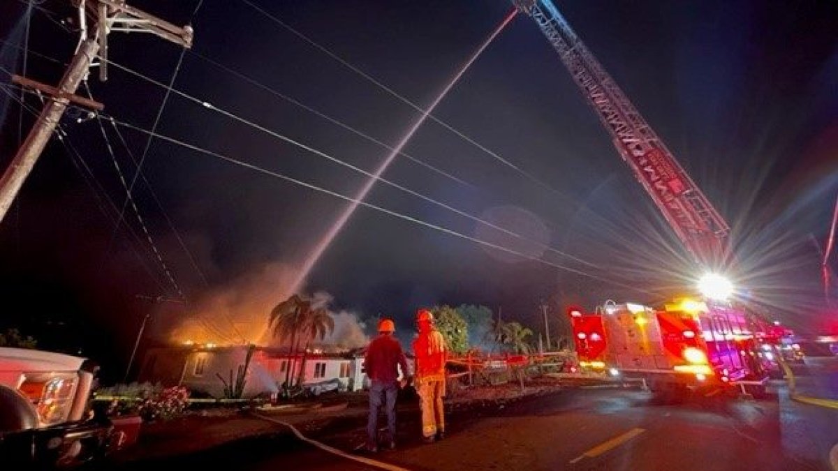 1 killed, another critically injured after fire breaks out in Escondido ...