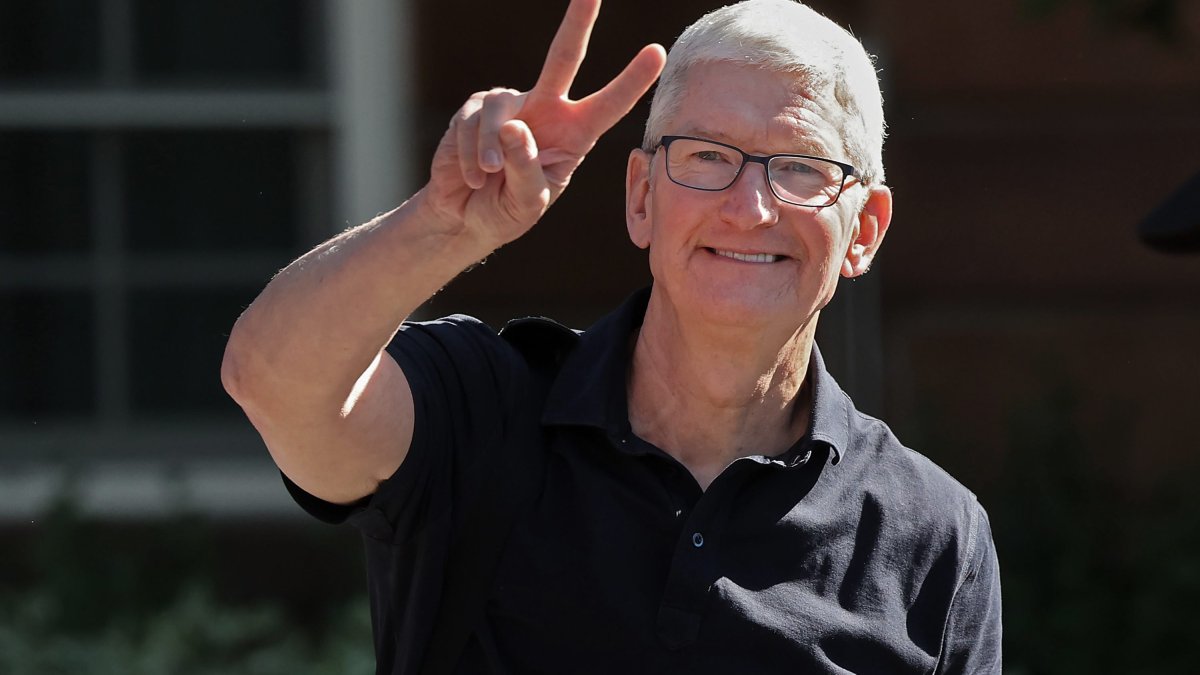 Apple stock pops on report it's developing its own equivalent of ChatGPT - Vimarsana News