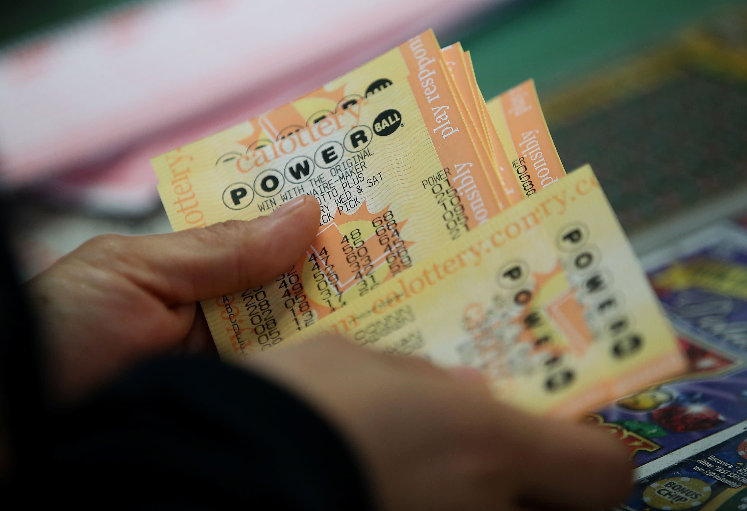 Powerball's jackpot prize is now $875 million—4 things you should do if you win - Vimarsana News