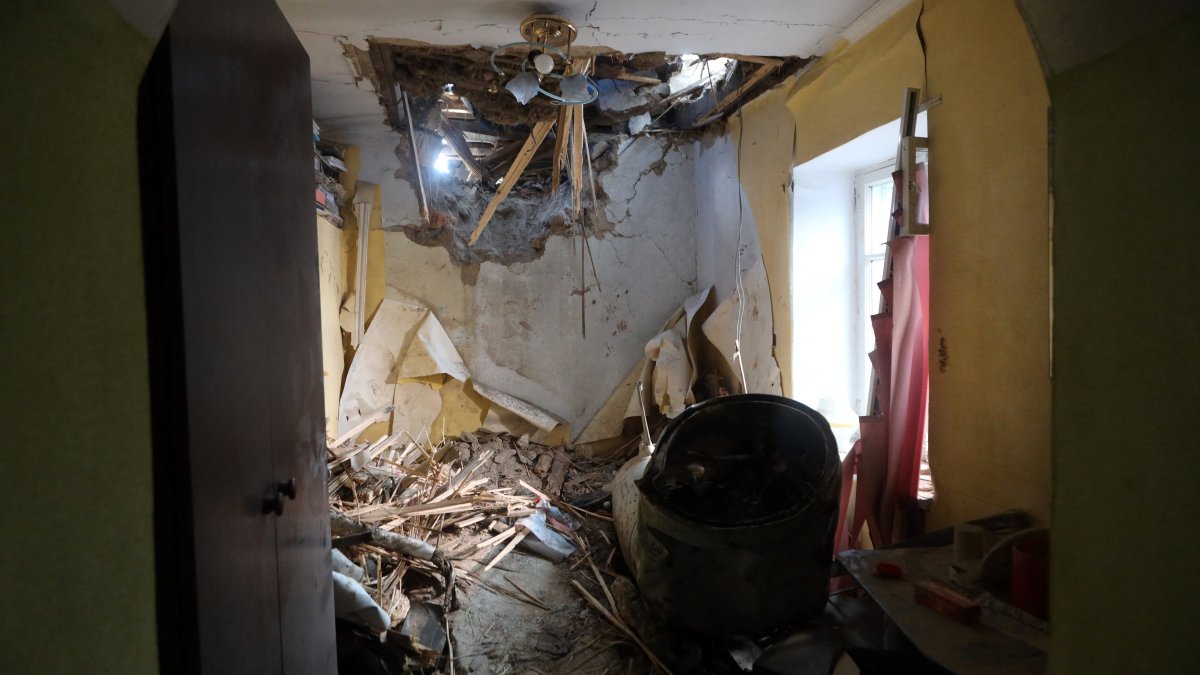 Ukraine war live updates: 'Massive' attack at Odesa port for second straight day; Crimea military base fire forces evacuation – NBC 7 San Diego - Vimarsana News