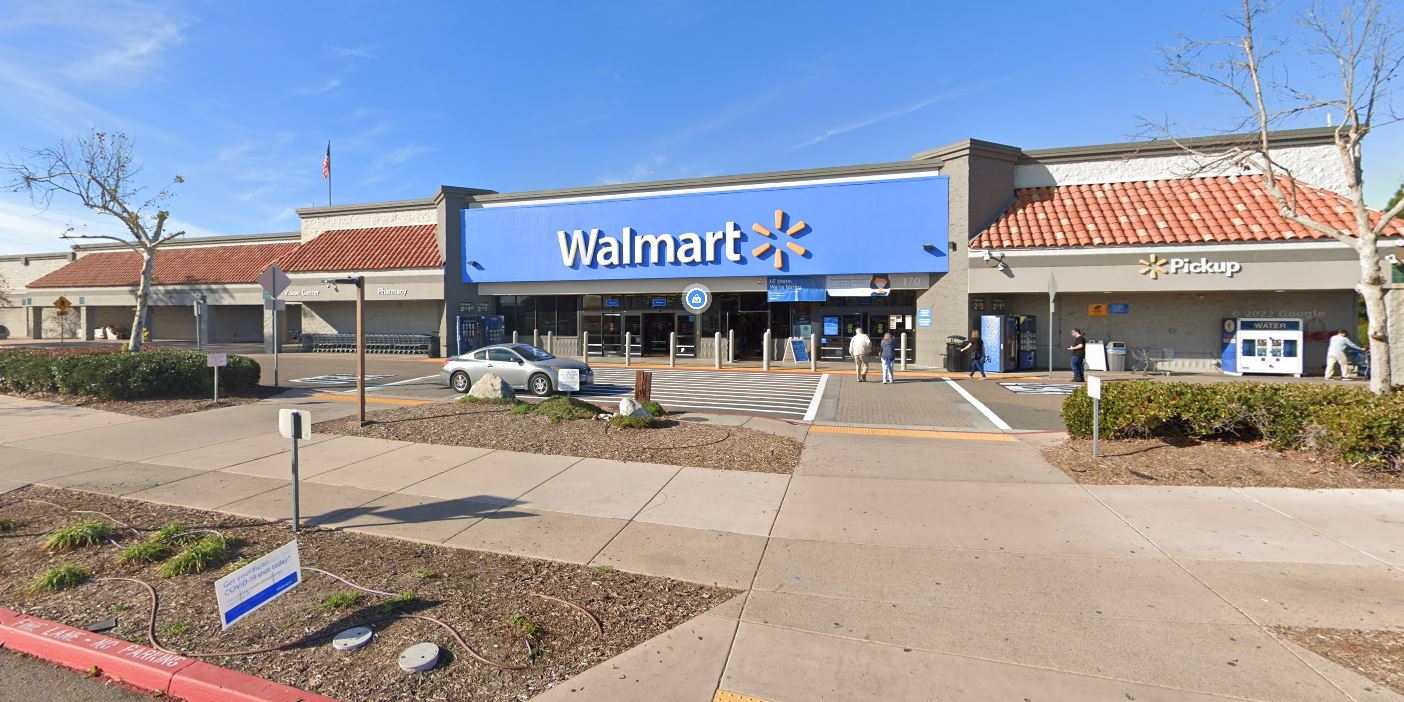 Santee Walmart closes after hatchet wielding man makes threats in