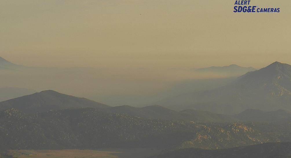 Brush fire west of Tecate prompts evacuations - Vimarsana News
