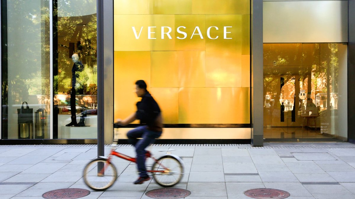 Coach owner Tapestry to acquire Michael Kors, Jimmy Choo parent Capri Holdings for $8.5 billion – NBC 7 San Diego - Vimarsana News