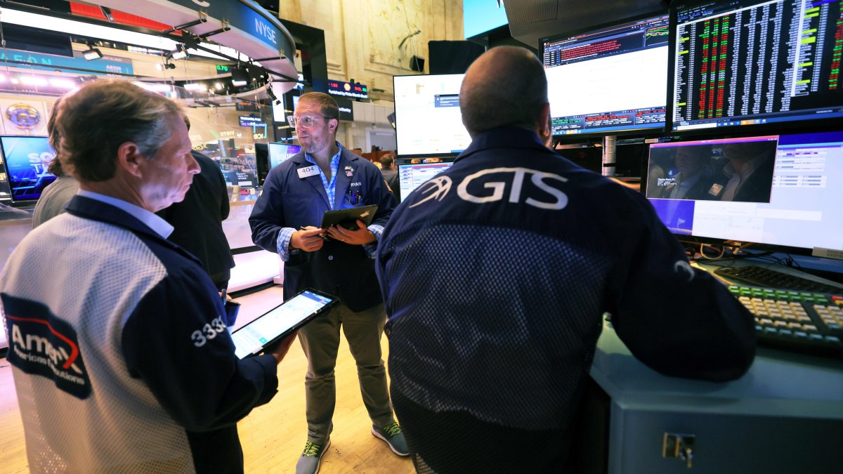CNBC Daily Open: A 'perfect storm' battered U.S. stocks – NBC 7 San Diego - Vimarsana News
