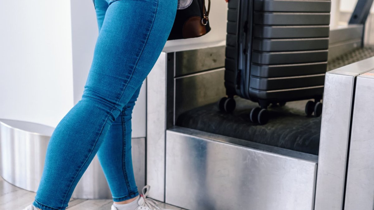 Your boarding pass and weight, please: Why airlines are asking passengers to step on the scales - Vimarsana News