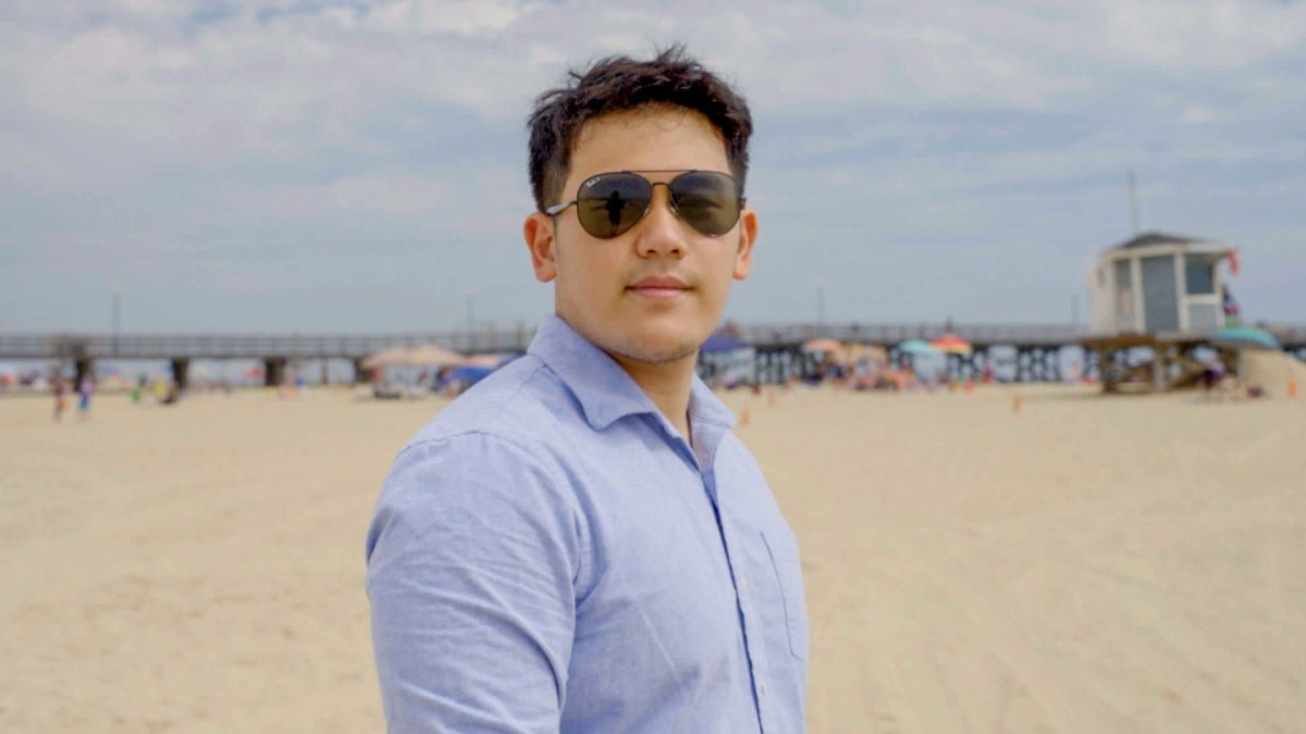 This 22-year-old earns $194,000 at Google and aims to retire by 35—how he spends his money - Vimarsana News