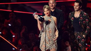 NEWARK, NEW JERSEY – AUGUST 28: Taylor Swift accepts the Video of the Year award for “All Too Well” (10-minute Taylor’s Version) onstage at the 2022 MTV VMAs at Prudential Center on August 28, 2022 in Newark, New Jersey.