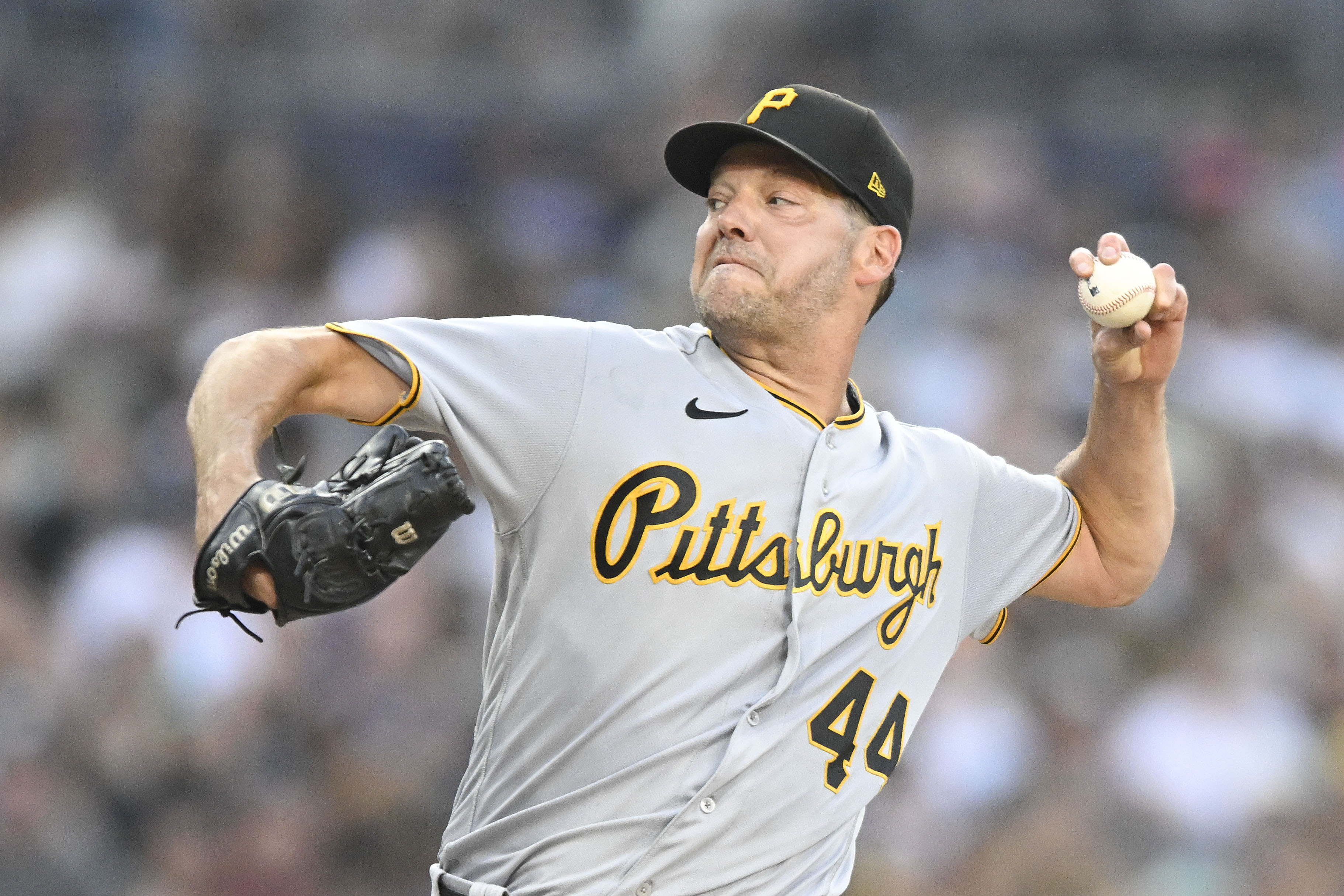 MASSIVE TRADE: San Diego Padres Acquire An All-Star - Fastball