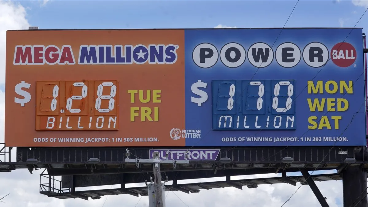 Powerball jackpot jumps again to $1.55 billion - Los Angeles Times