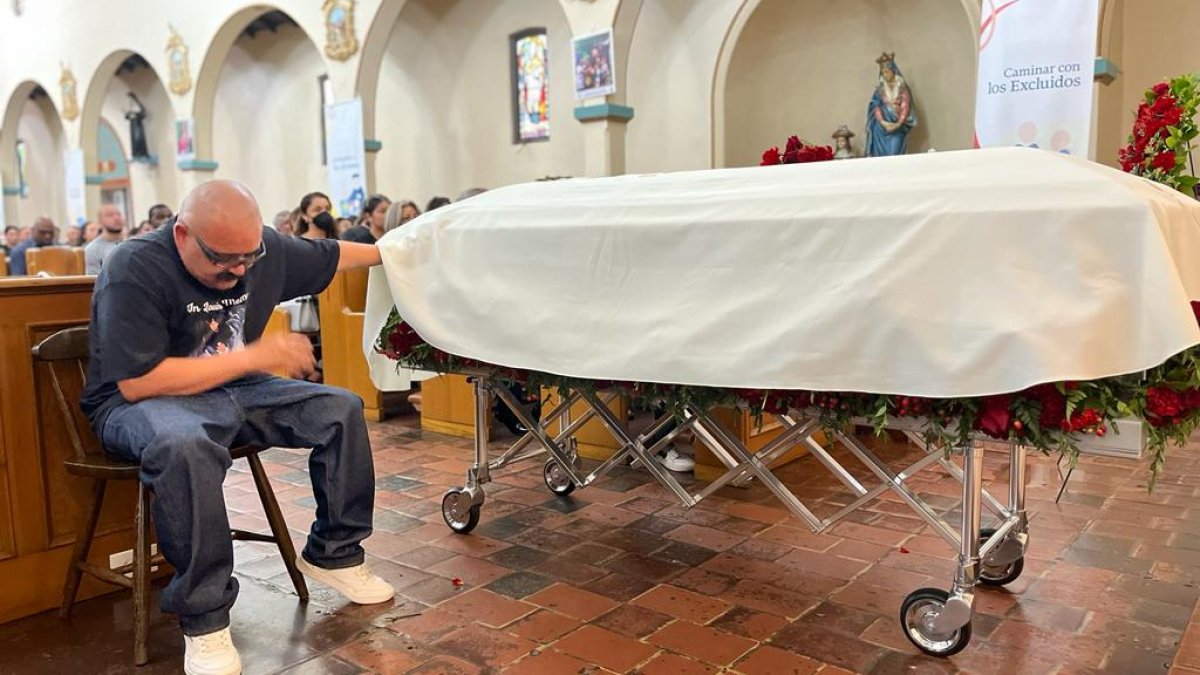Woman found dead in Tijuana had bank account drained: Father – NBC 7 San Diego - Vimarsana News