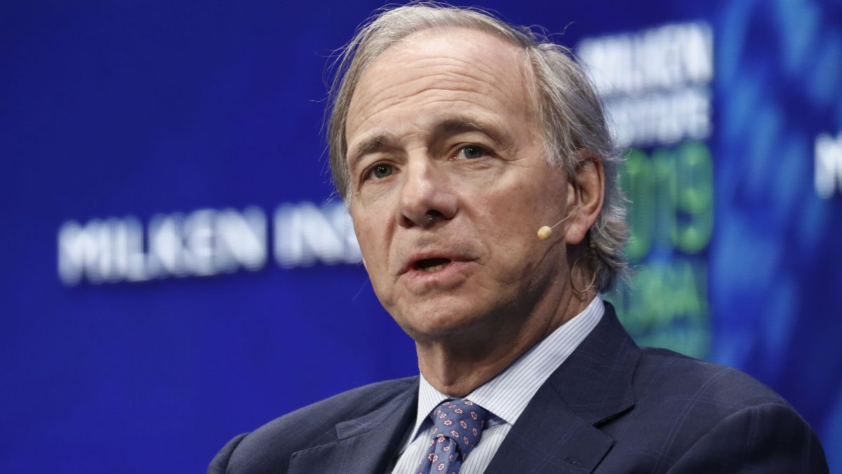 Ray Dalio says to hold cash 'temporarily' — but don't buy debt and bonds – NBC 7 San Diego - Vimarsana News
