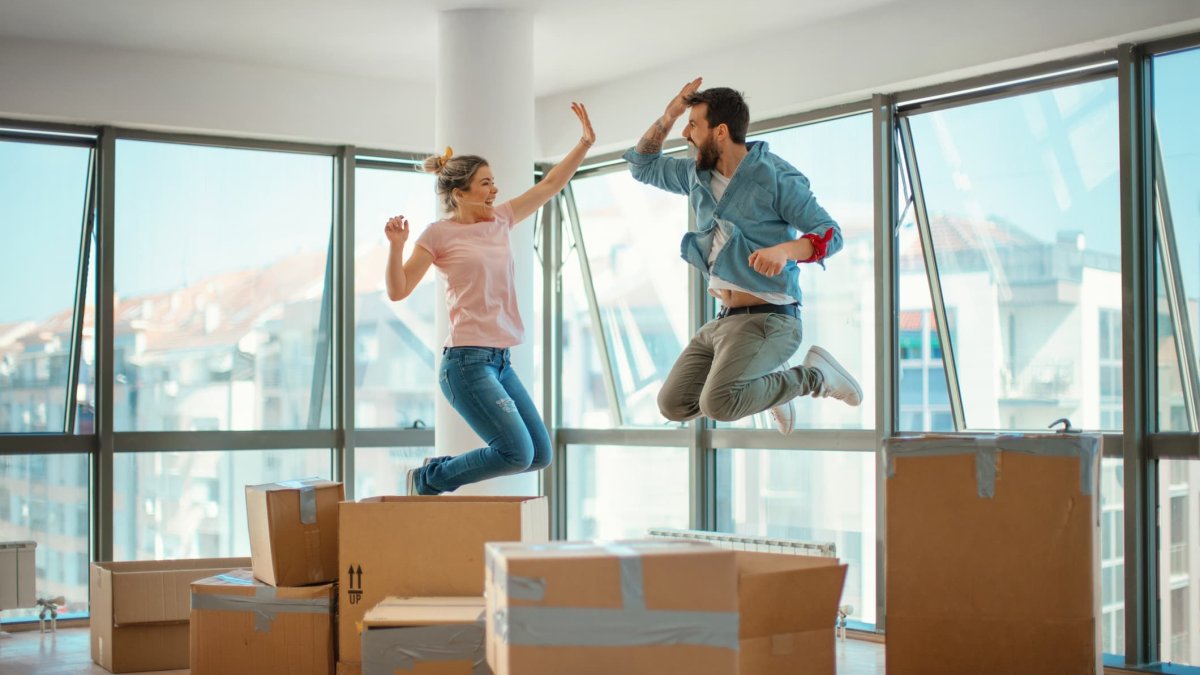 Homes in these 5 cities are selling above asking price—they're all in New York and California - Vimarsana News