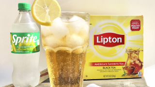 One of the latest food trends involves combining Sprite soda and Lipton tea bags.