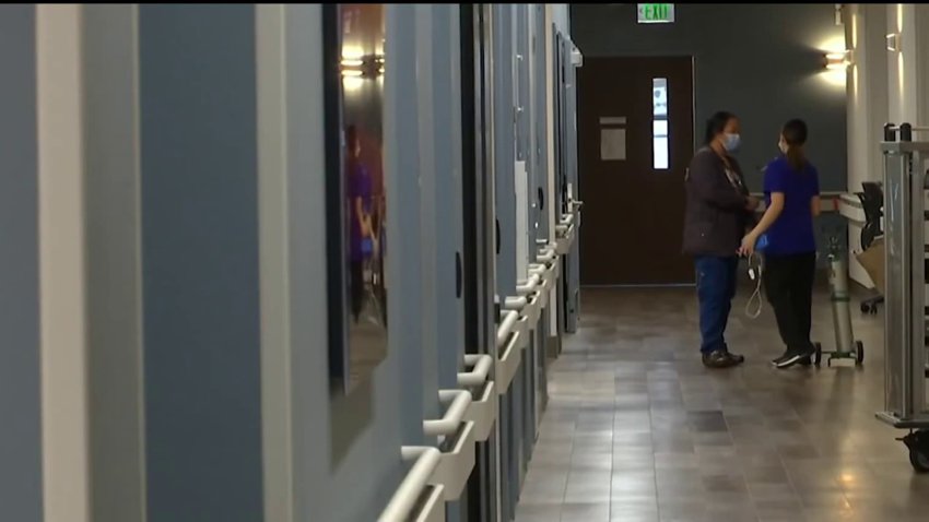 Kaiser Healthcare workers rally in La Mesa on Labor Day