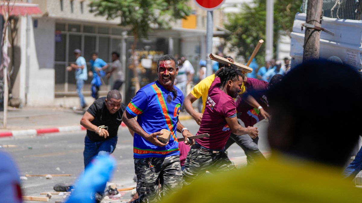 Eritreans get into violent clash in front of embassy in Israel – NBC 7 San Diego - Vimarsana News