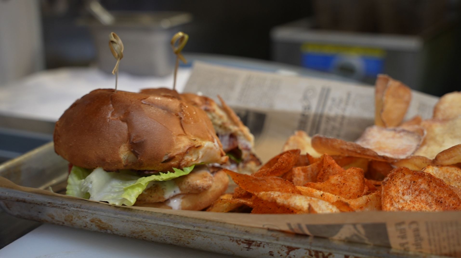 Four friends help revive Carlsbad's beloved pizza parlor after pandemic –  NBC 7 San Diego