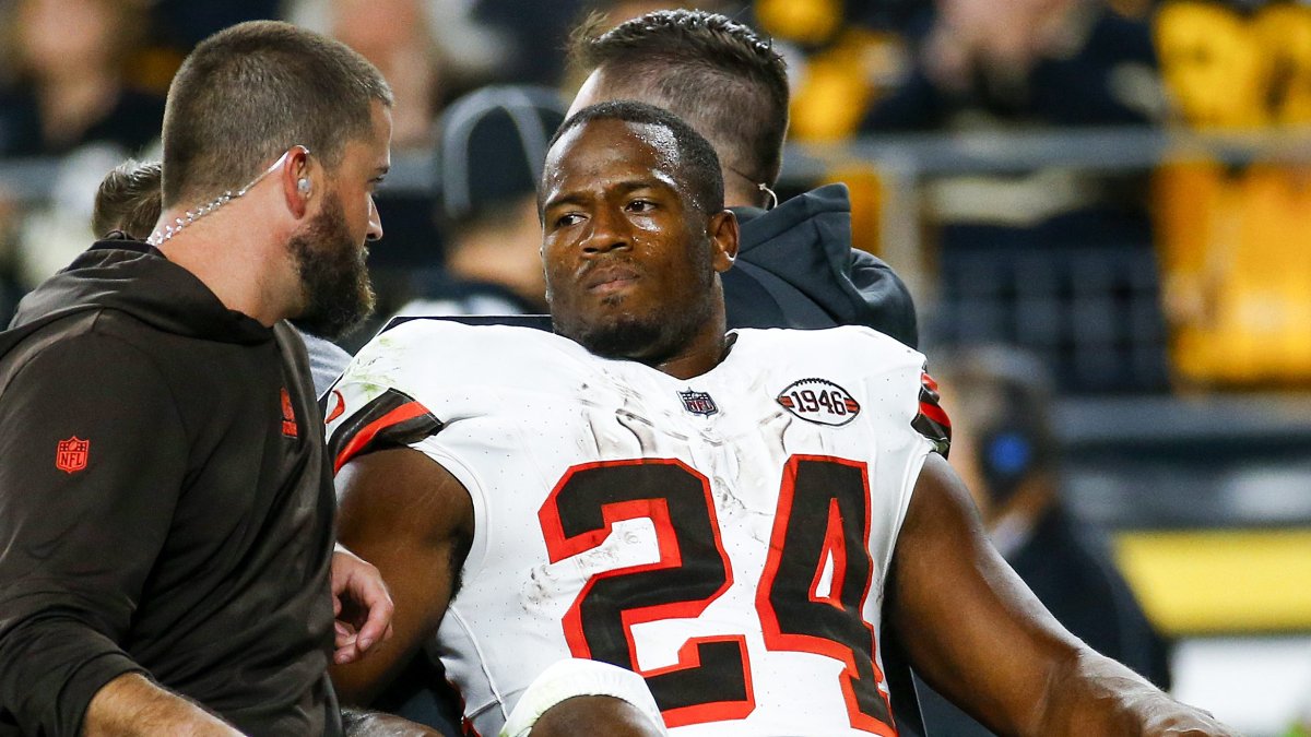 NFL world reacts to Browns’ Chubb’s knee injury – NBC 7 San Diego