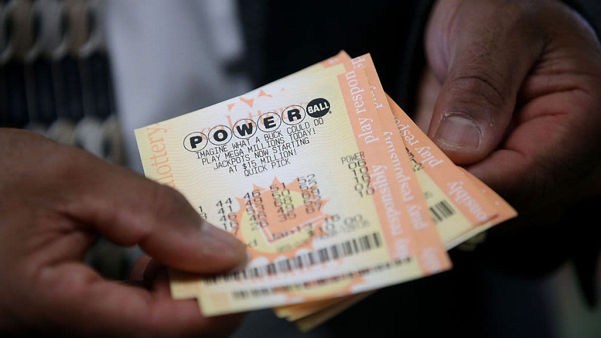 Powerball jackpot hits $1.4 billion. Here's 'the toughest thing' for lottery winners, lawyer says – NBC 7 San Diego - Vimarsana News
