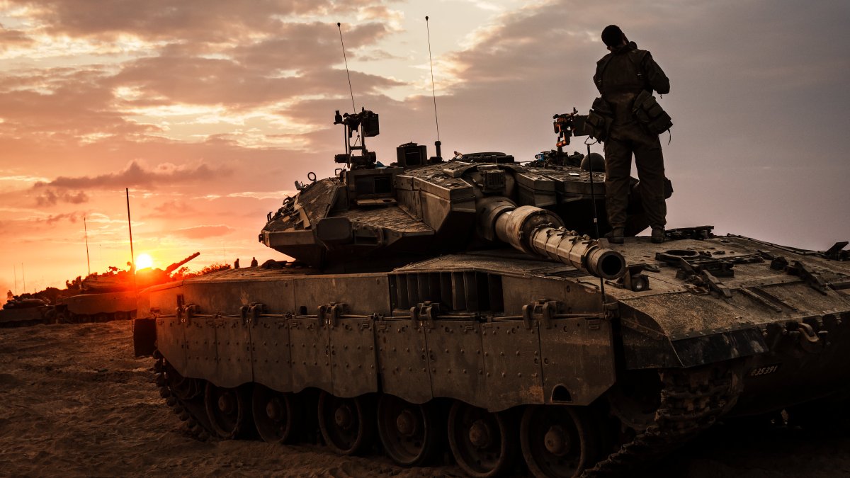 Israel-Hamas war live updates: WHO says more medical supplies reached Gaza; Blinken says U.S. 'ready' to respond if war escalates – NBC 7 San Diego - Vimarsana News