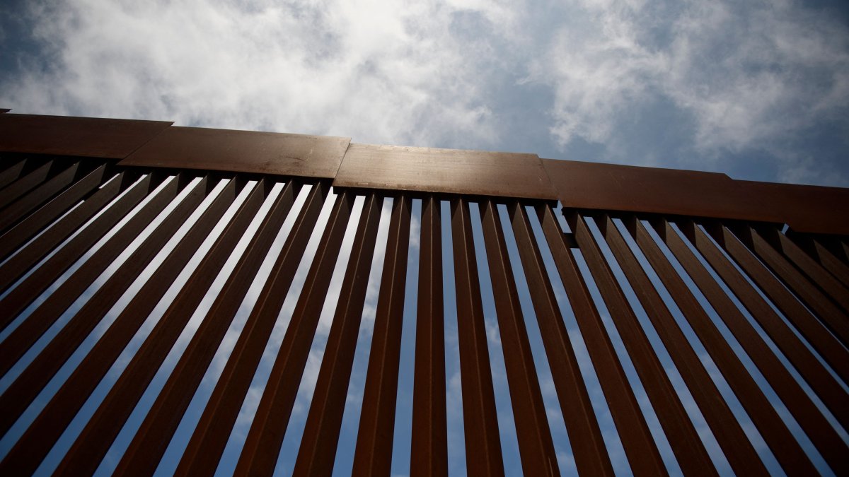 Increase in falls from border wall straining San Diego emergency rooms: UC San Diego Health – NBC 7 San Diego - Vimarsana News