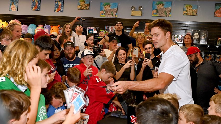 om Brady attends Fanatics and Topps 'Hobby Rip Night' Event with Michael Rubin, Tom Brady, Kevin Hart and Travis Scott on September 30, 2023 in Linwood, New Jersey.