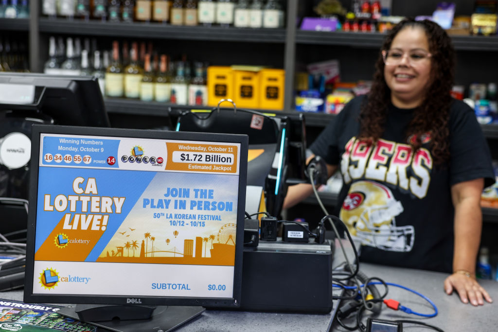 $1.73 billion Powerball jackpot goes to lucky lottery player in California  : NPR