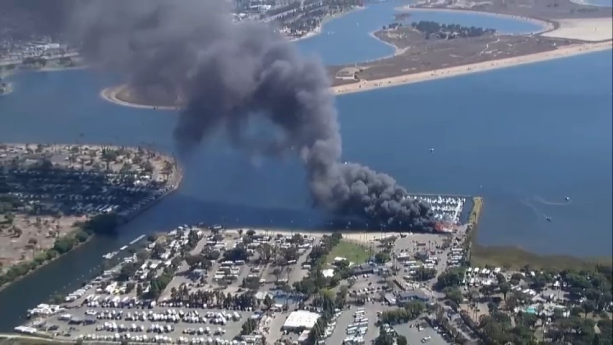 Fire at Campland by the Bay in Mission Bay sends smoke plume above San