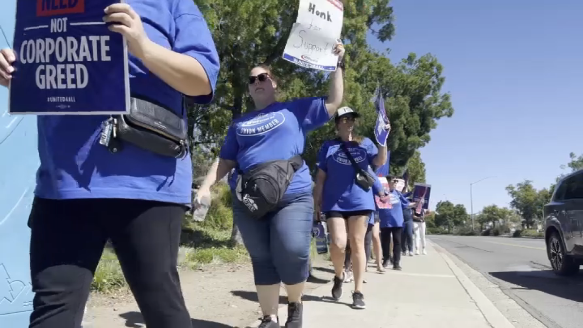 Day 2 of Kaiser strike San Diego health care workers return to picket