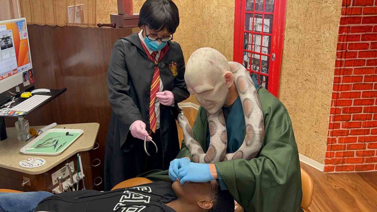 New York orthodontist dressed as Voldemort turns office into 'Harry Potter' world – NBC 7 San Diego - Vimarsana News