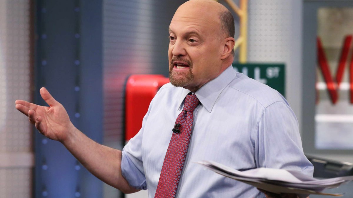 Cramer says the market is broadening beyond the mega caps, reviews the S&P 500's hottest stocks - Vimarsana News