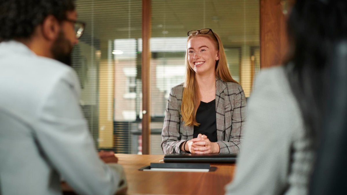 'First impressions are critical': How to figure out what to wear to a job interview – NBC 7 San Diego - Vimarsana News