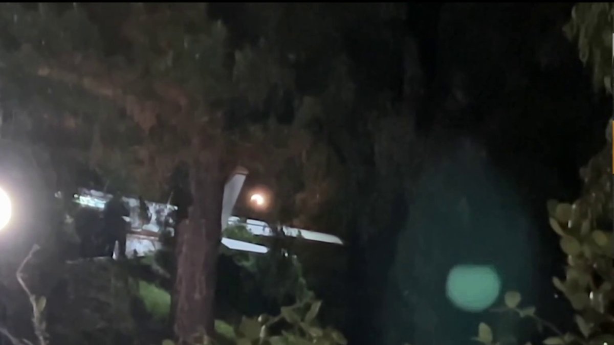 One person killed in small plane crash in La Jolla after hourslong ...