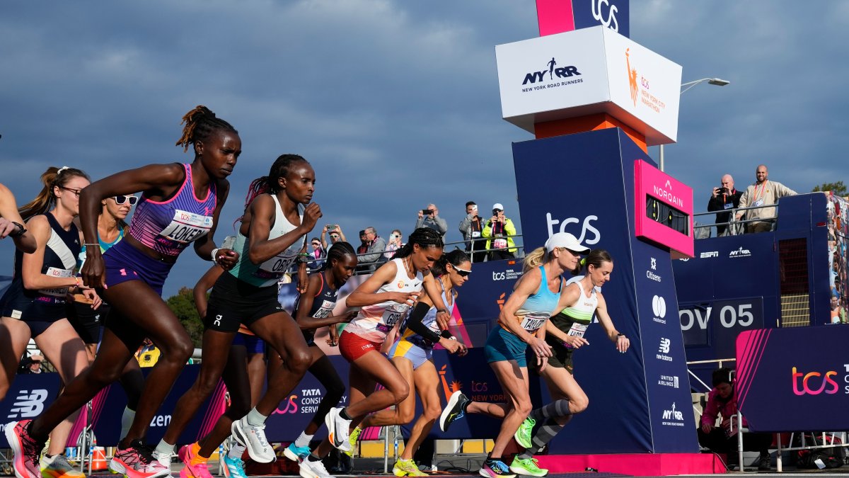 Tola sets NYC Marathon course record to win men's race – NBC 7 San Diego - Vimarsana News