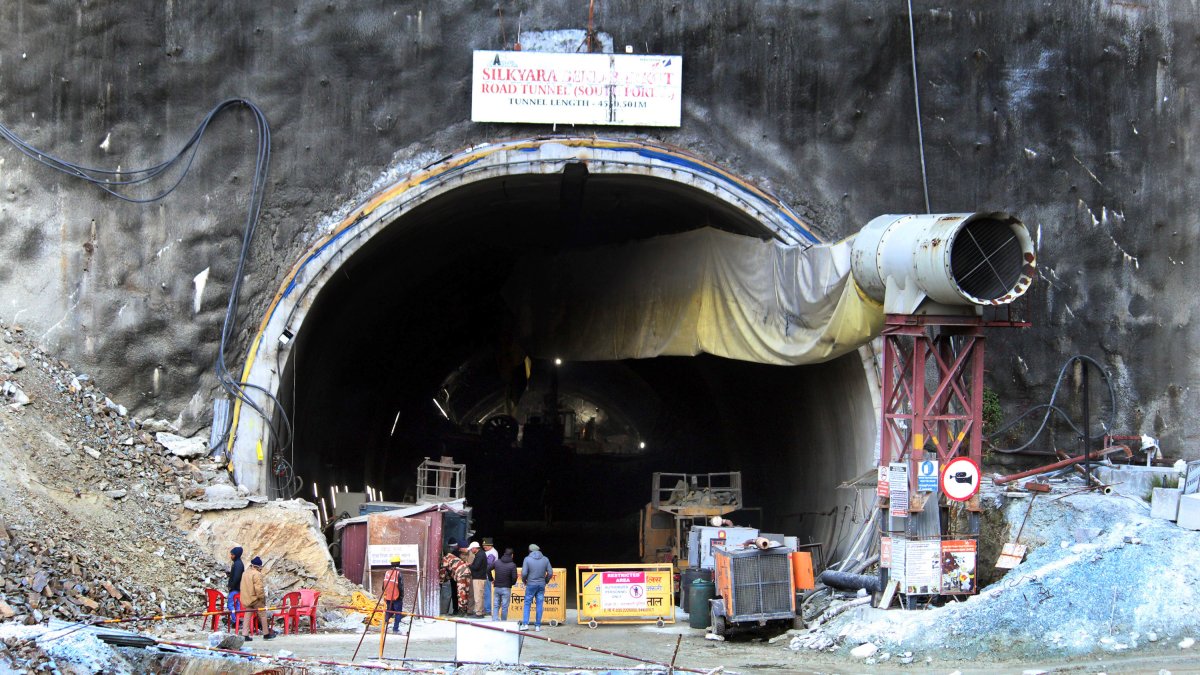 New drill bores deeper into tunnel rubble in India to help workers – NBC 7 San Diego - Vimarsana News
