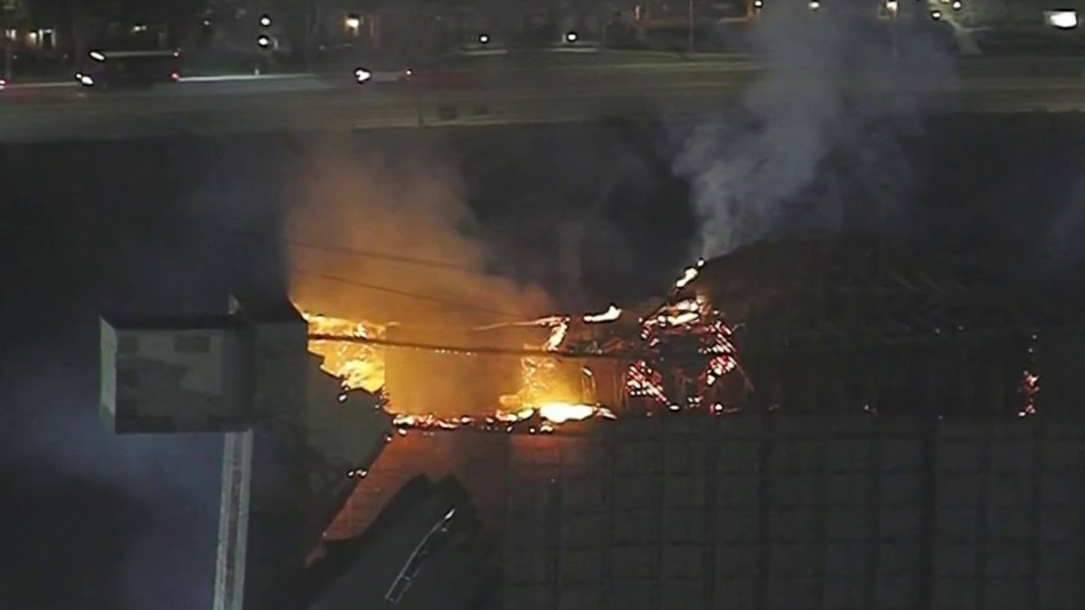 Tustin schools to be closed Monday to assess hangar fire impact – NBC 7 San Diego - Vimarsana News