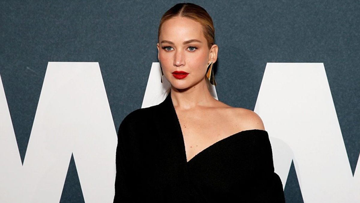 Jennifer Lawrence denies plastic surgery rumors – NBC 7 San Diego - Vimarsana News