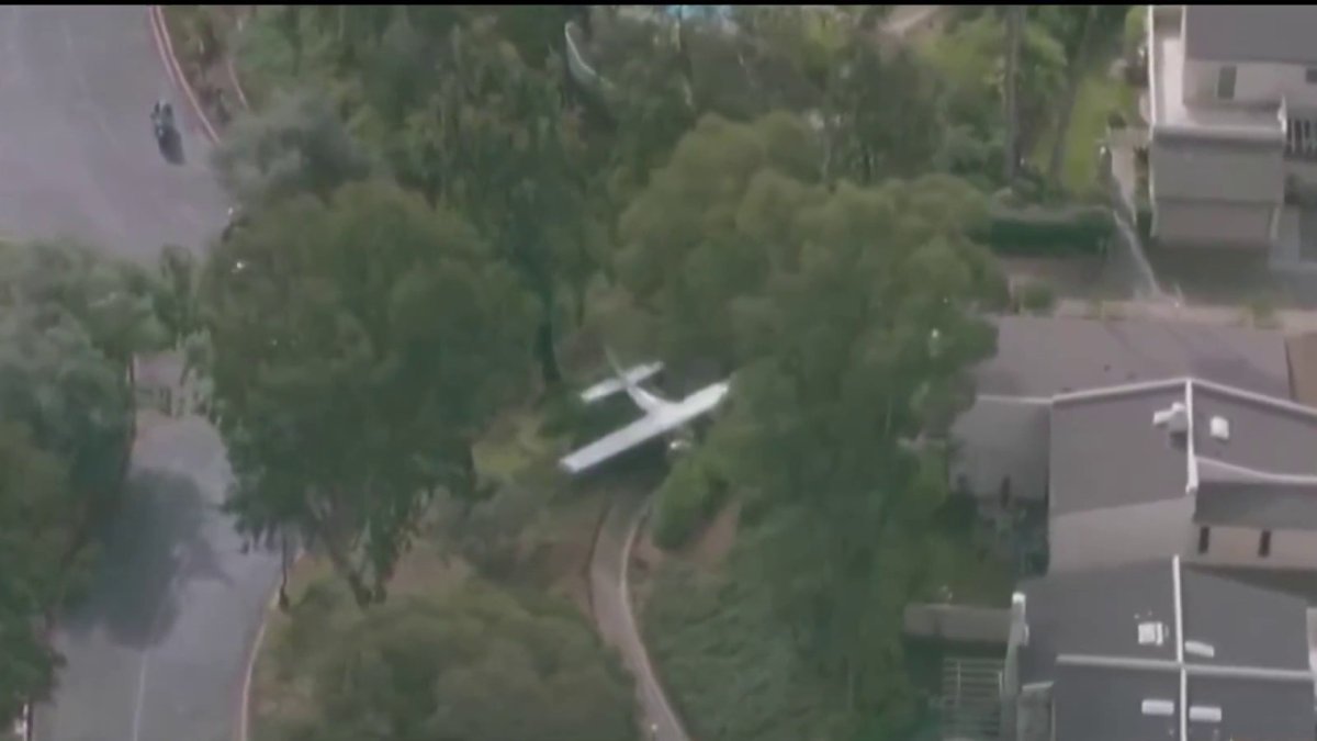AUDIO: Pilot in deadly La Jolla plane crash told air traffic ...