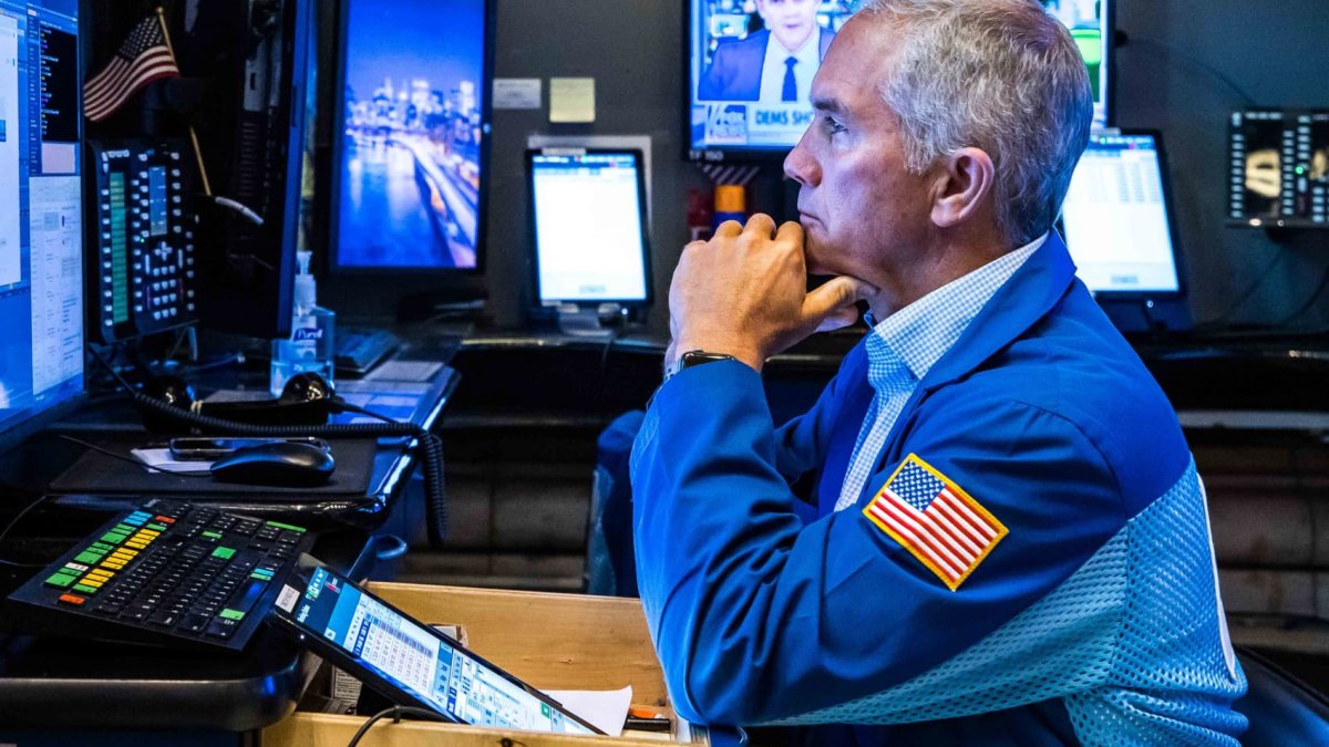 Stock futures are flat after S&P 500 hits a fresh 2023 high: Live updates - Vimarsana News