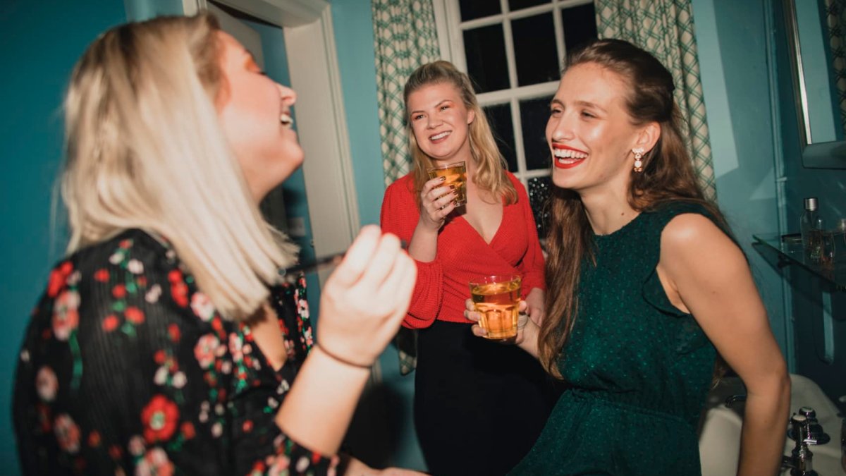 Harvard etiquette: Never let on that you've forgotten someone's name – NBC 7 San Diego - Vimarsana News
