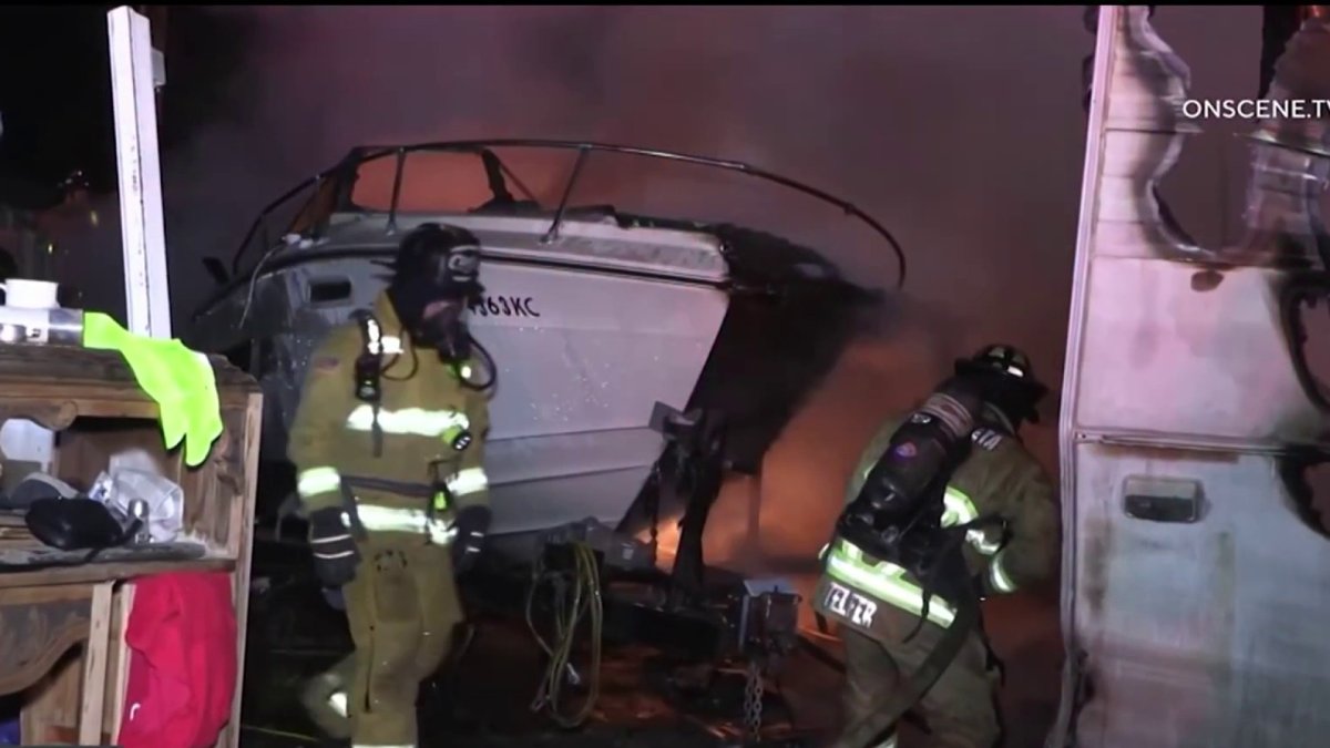 1 killed, 2 hospitalized in fire that destroyed RVs in Chula Vista ...