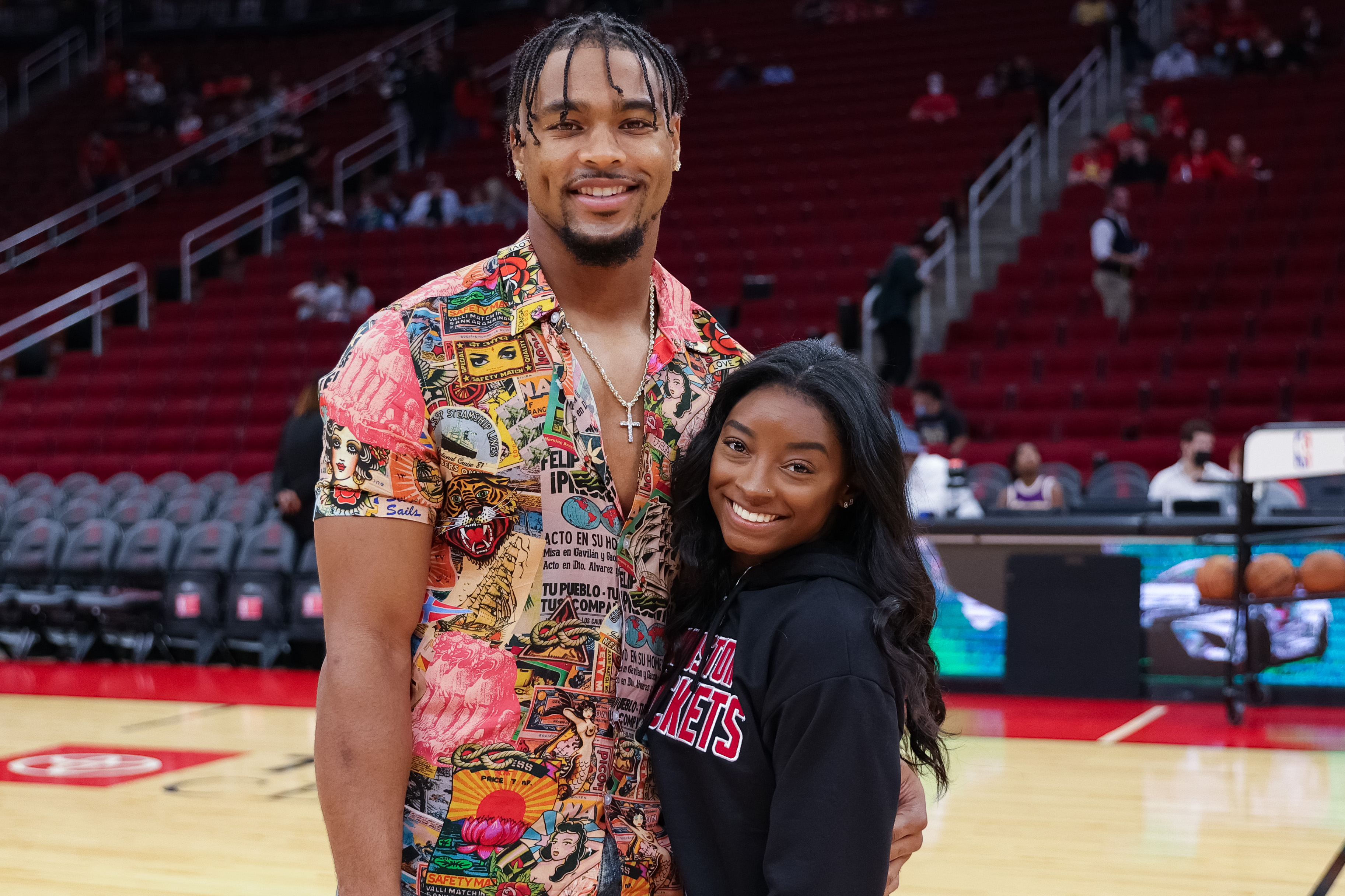 Simone Biles speaks out amid criticism over Jonathan Owens' comments – NBC 7 San Diego - Vimarsana News