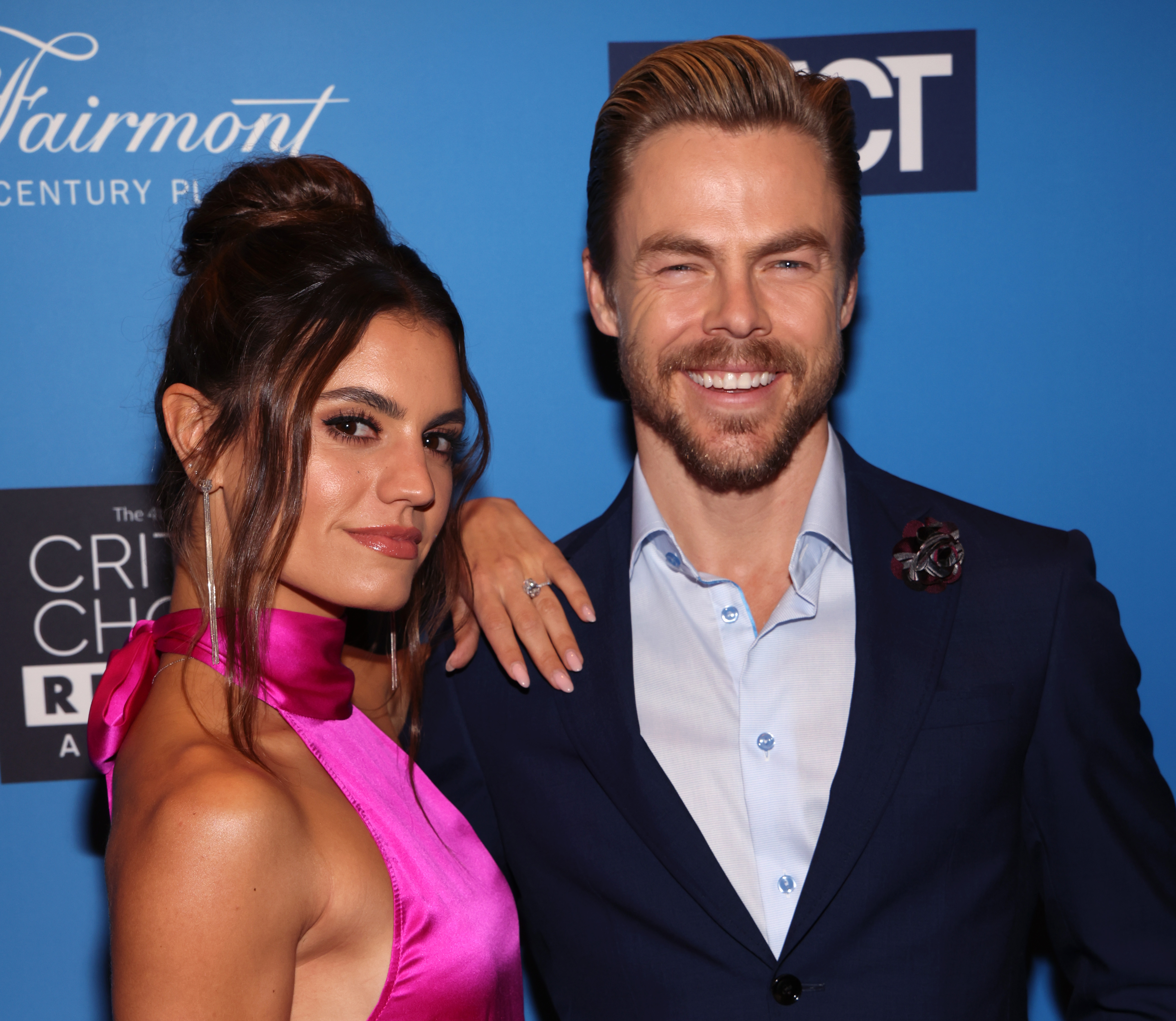 Derek Hough and Hayley Erbert celebrated Christmas as she recovers – NBC 7 San Diego - Vimarsana News