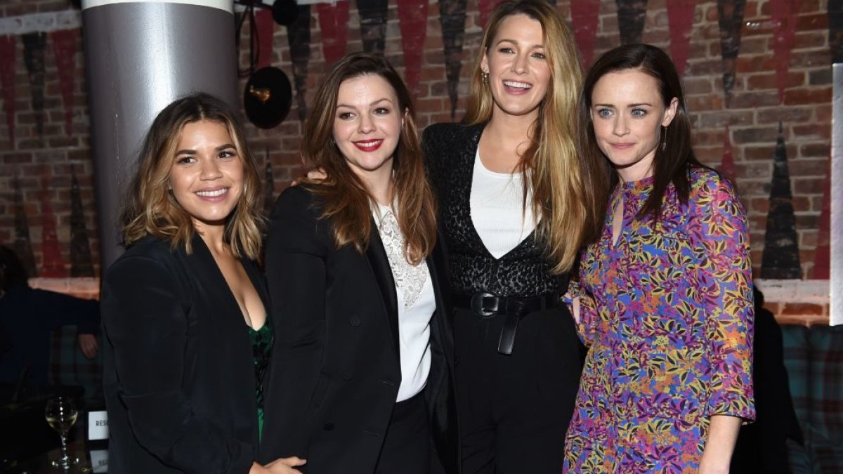 'Sisterhood of the Traveling Pants' Stars Have a Full Reunion – NBC 7 San Diego - Vimarsana News