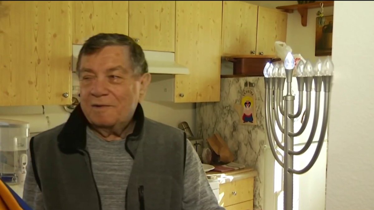 Jewish Family Service delivers meals to low-income Holocaust survivors in San Diego - Vimarsana News