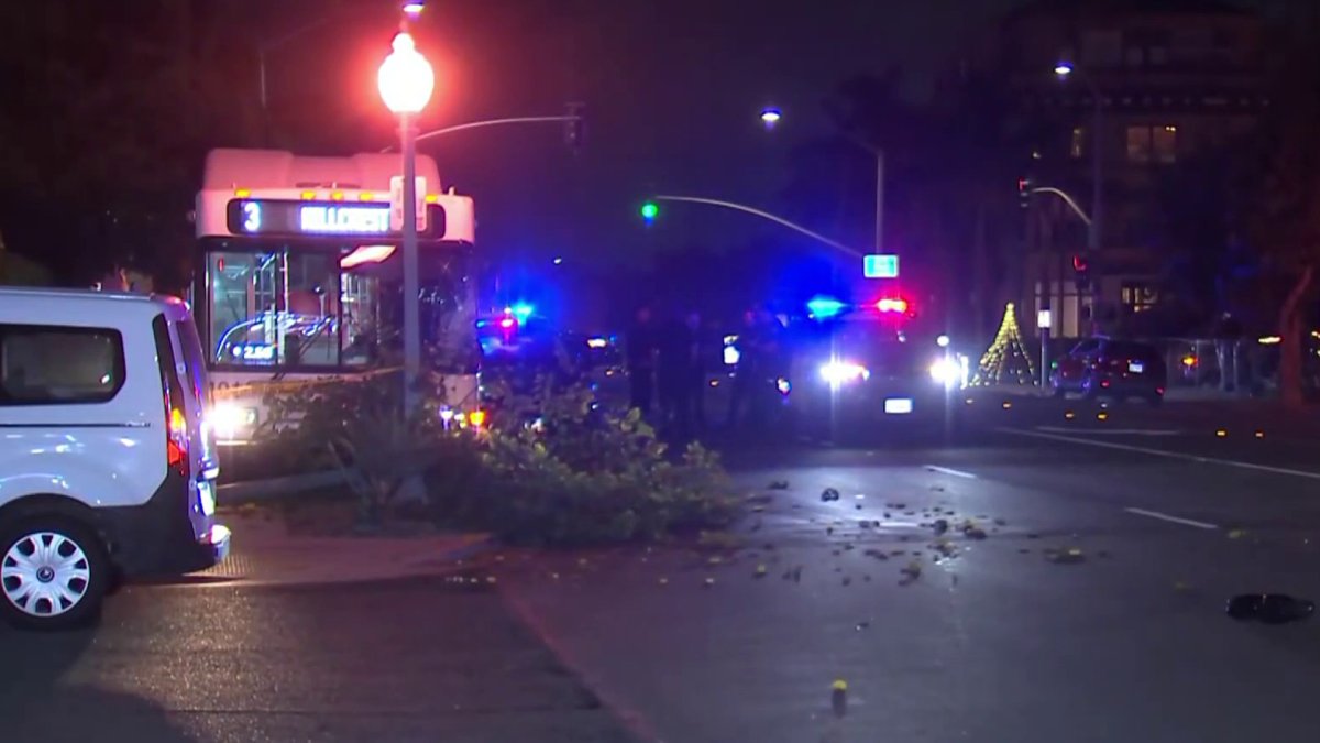 1 person hospitalized after bus crash in Sherman Heights - Vimarsana News